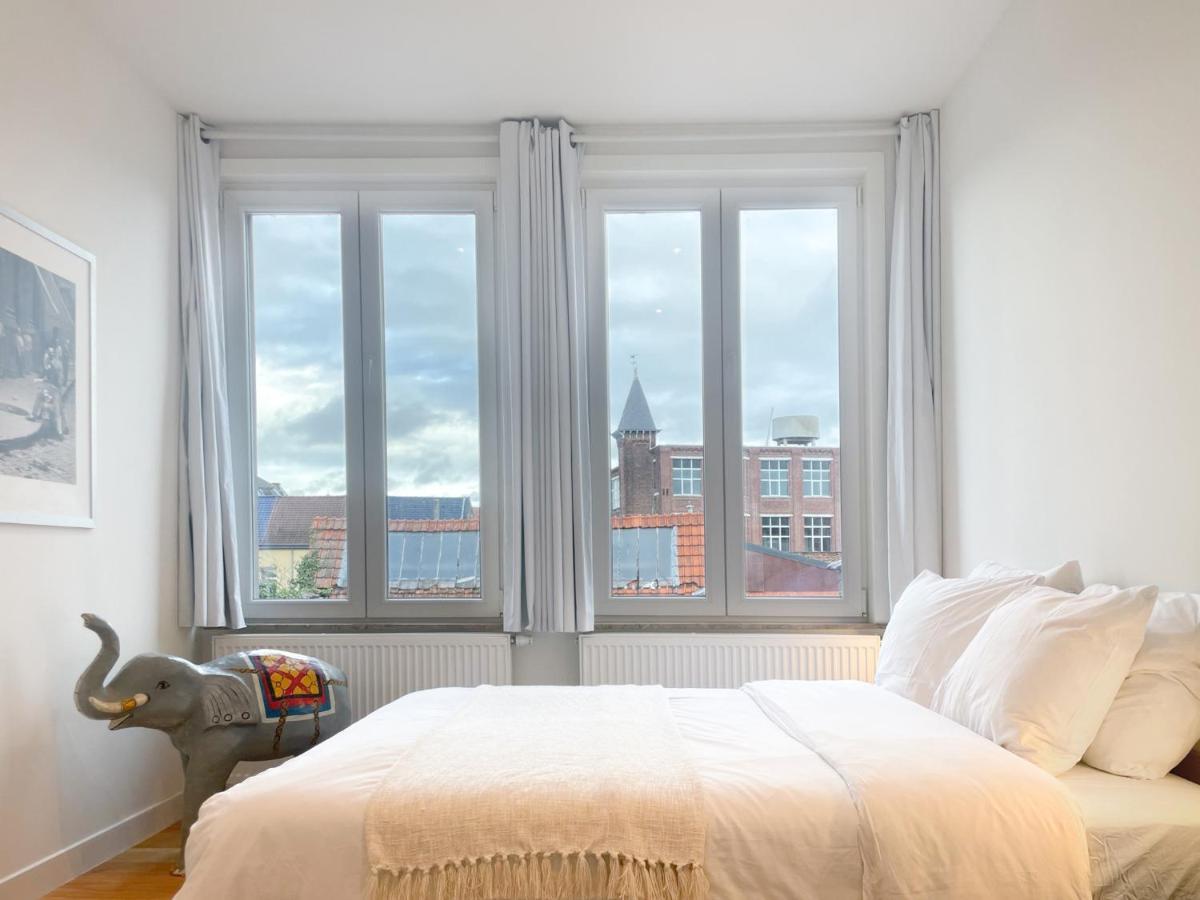 Appartement Spacieux & Calme Avec Vue Sur L'Escaut Tournai Exteriör bild